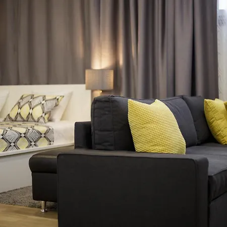 Apartament Aspalathos Centar - Center, A Few Minutes' Walking Distance To The Unesco Palace, Parking Lot In Front Of The *