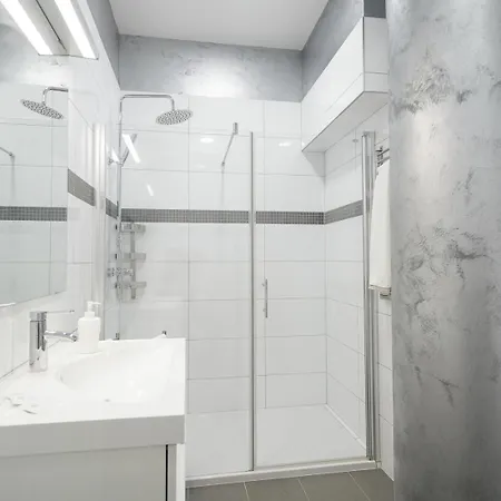 Apartament Aspalathos Centar - Center, A Few Minutes' Walking Distance To The Unesco Palace, Parking Lot In Front Of The Split