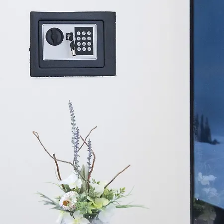 Apartament Aspalathos Centar - Center, A Few Minutes' Walking Distance To The Unesco Palace, Parking Lot In Front Of The