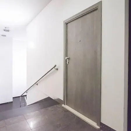 Aspalathos Centar - Center, A Few Minutes' Walking Distance To The Unesco Palace, Parking Lot In Front Of The Apartament *