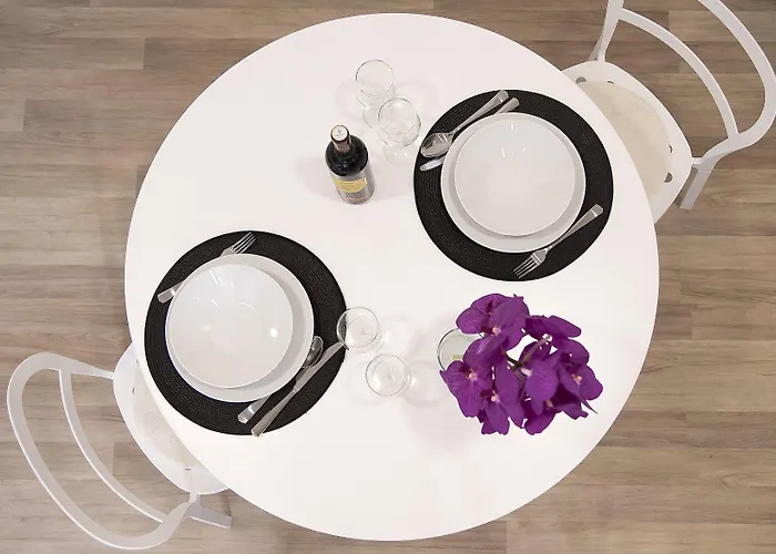 Lägenhet Apartment Aspalathos Centar Holiday Home Split - City Center, A Few Minutes' Walking Distance To The Unesco Palace, Parking Lot In Front Of The Apartment *