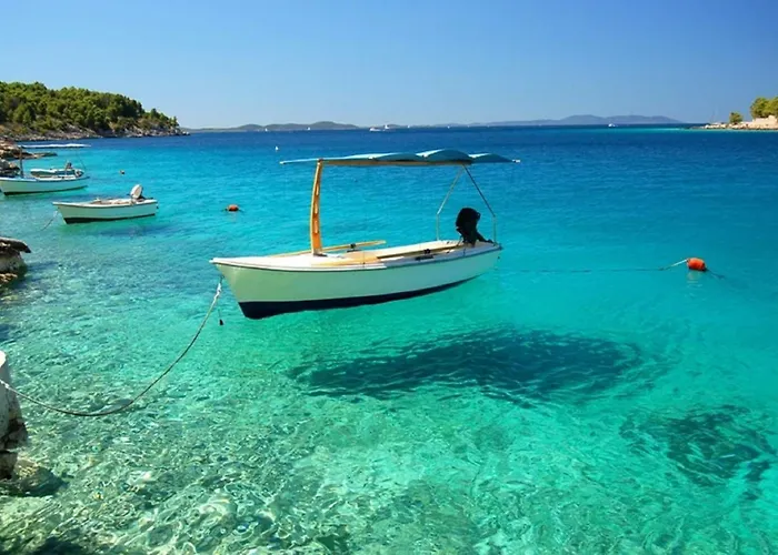 Lägenhet Apartment Aspalathos Centar Holiday Home Split - City Center, A Few Minutes' Walking Distance To The Unesco Palace, Parking Lot In Front Of The Apartment