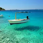 Daire Aspalathos Centar - Center, A Few Minutes' Walking Distance To The Unesco Palace, Parking Lot In Front Of The