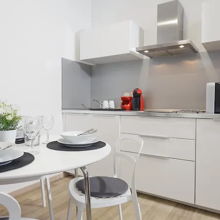 Апартаменти Aspalathos Centar - Center, A Few Minutes' Walking Distance To The Unesco Palace, Parking Lot In Front Of The Спліт