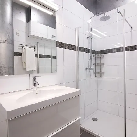 Aspalathos Centar - Center, A Few Minutes' Walking Distance To The Unesco Palace, Parking Lot In Front Of The Спліт