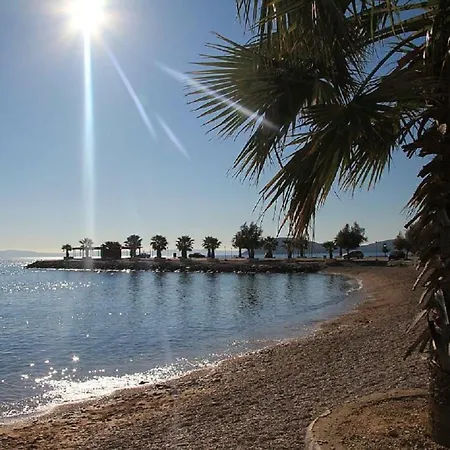 Aspalathos Centar - Center, A Few Minutes' Walking Distance To The Unesco Palace, Parking Lot In Front Of The Apartment